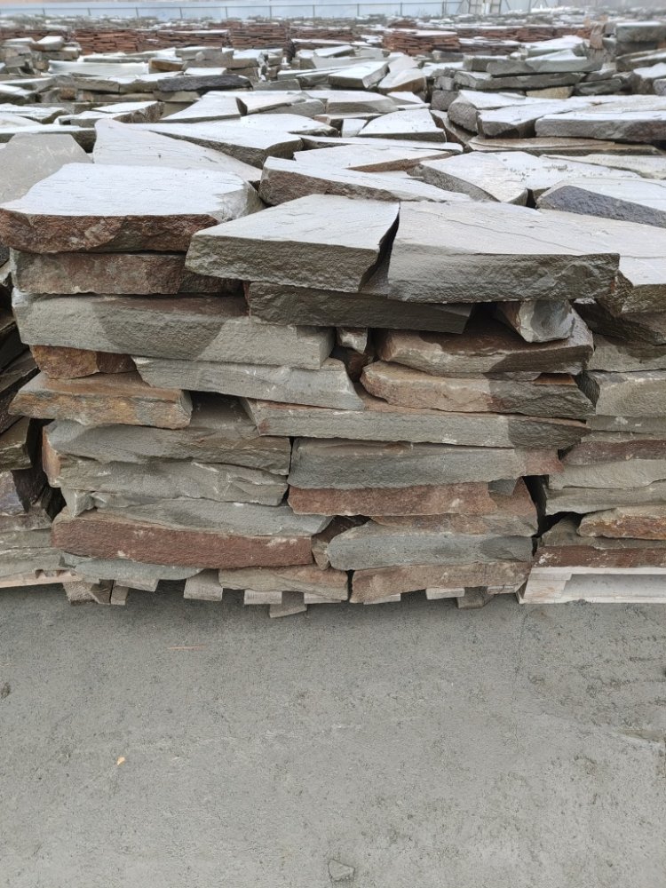 Плитняк песчаник серо-зелёный для мощения 60-65 мм купить в Чебаркуле