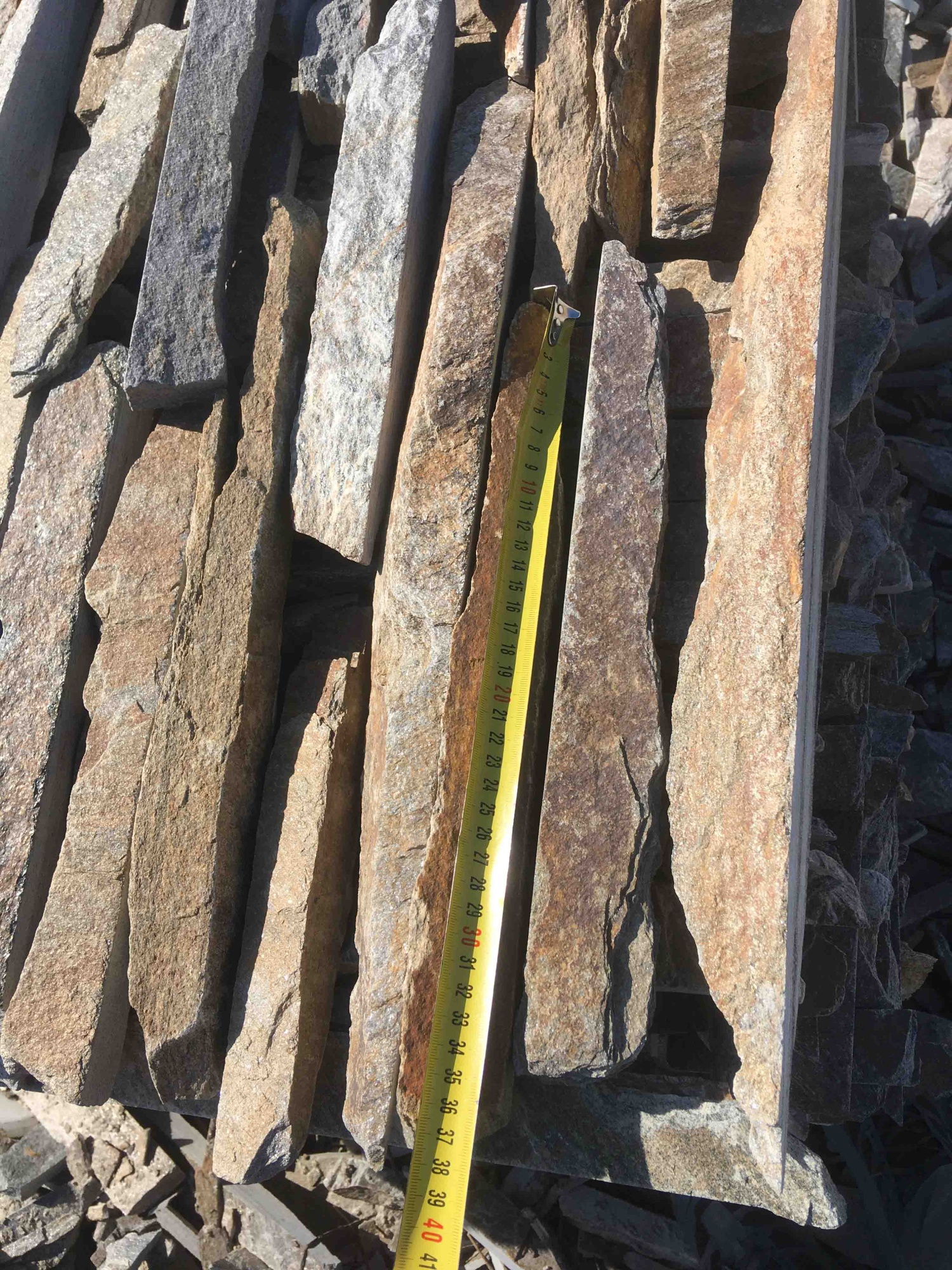 Горбушка златолит мультиколор для облицовки купить в Чебаркуле