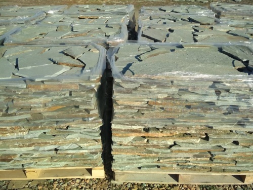 Плитняк златолит зелёный для цоколя, отмостки купить в Чебаркуле