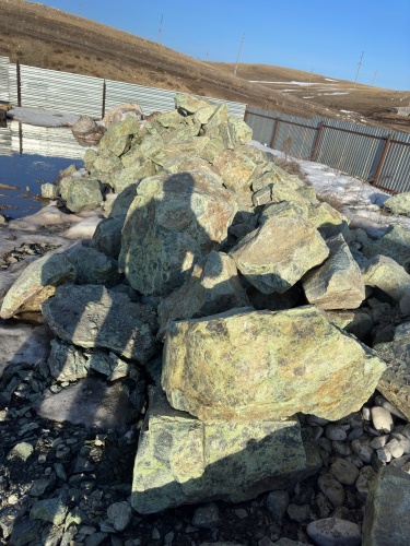 Камни для ландшафтного дизайна зелёные 10-60 килограмм купить в Чебаркуле