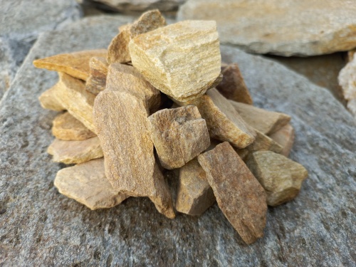 Златолит жёлтый декоративная каменная крошка купить в Чебаркуле