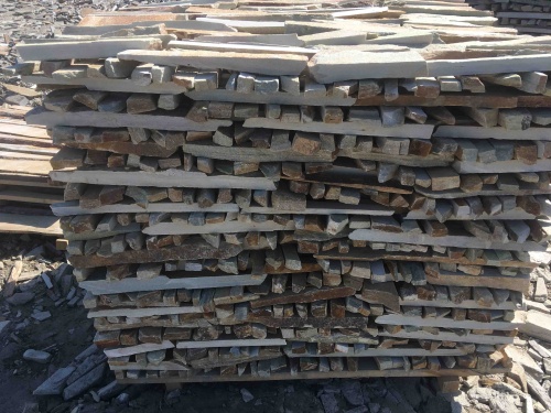 Горбушка златолит золотистый для облицовки купить в Чебаркуле