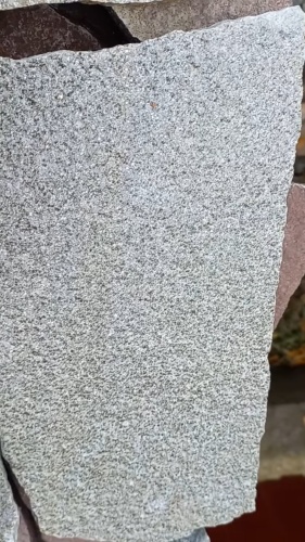 Плитняк златолит серебристый для цоколя, отмостки купить в Чебаркуле