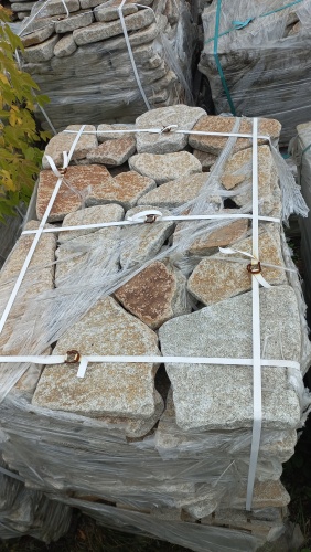 Плитняк галтованный гранитный для ландшафтного дизайна купить в Чебаркуле