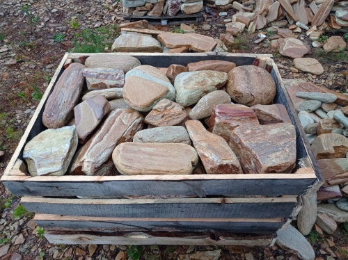 Златолит жёлтый, жёлто-зелёный глыбки и валуны для ланшафтного дизайна купить в Чебаркуле