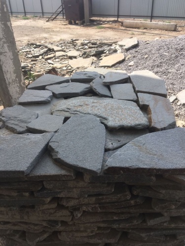 Златолит серебристый галтованный для лестниц купить в Чебаркуле